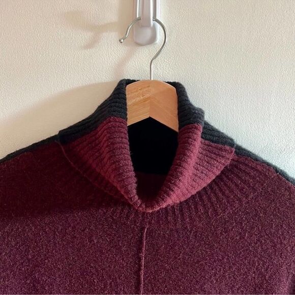 Athleta Transit Colorblock Turtleneck Sweater in Merino Wool-Blend XS - Picture 6 of 8